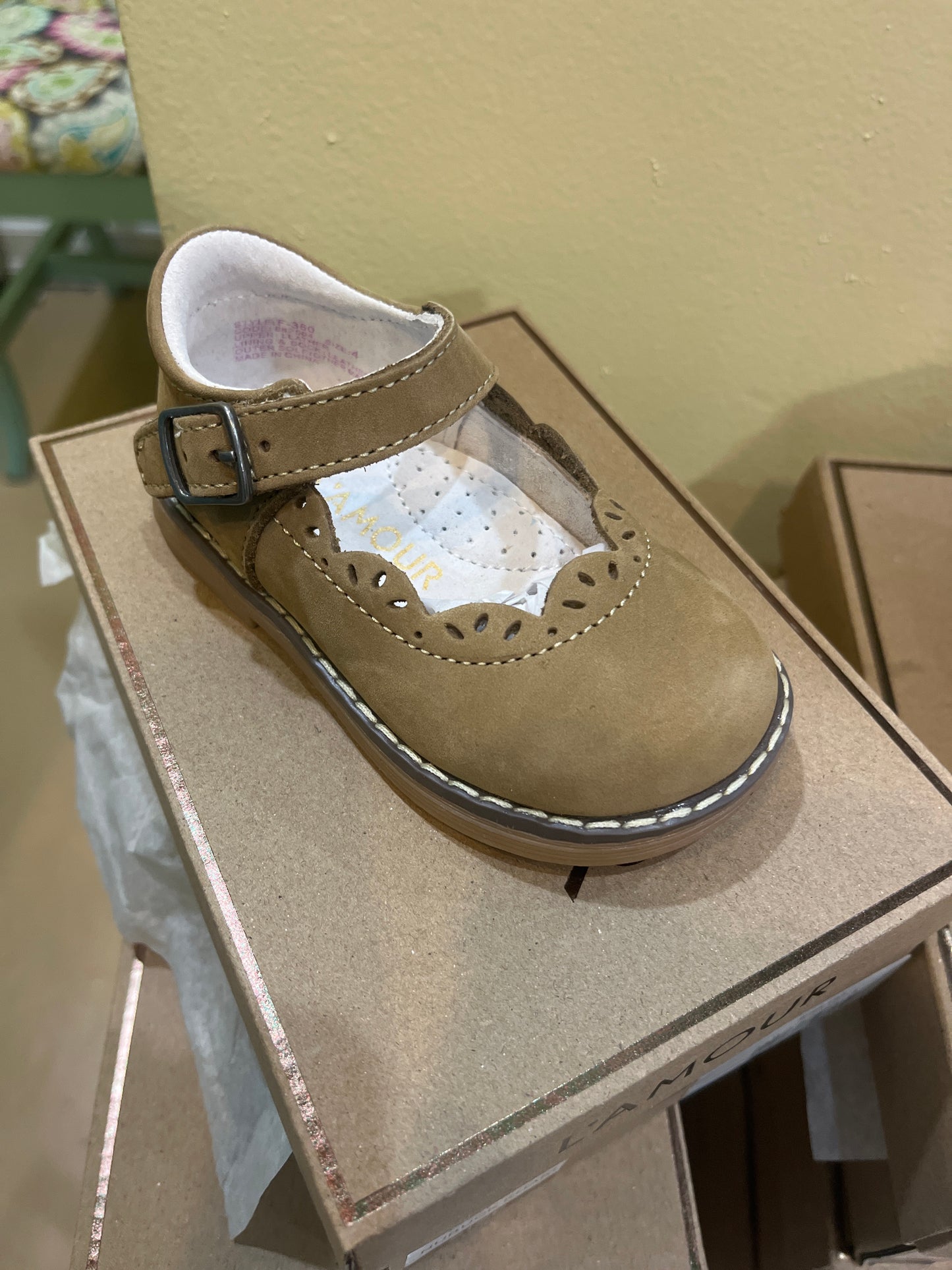 willow khaki