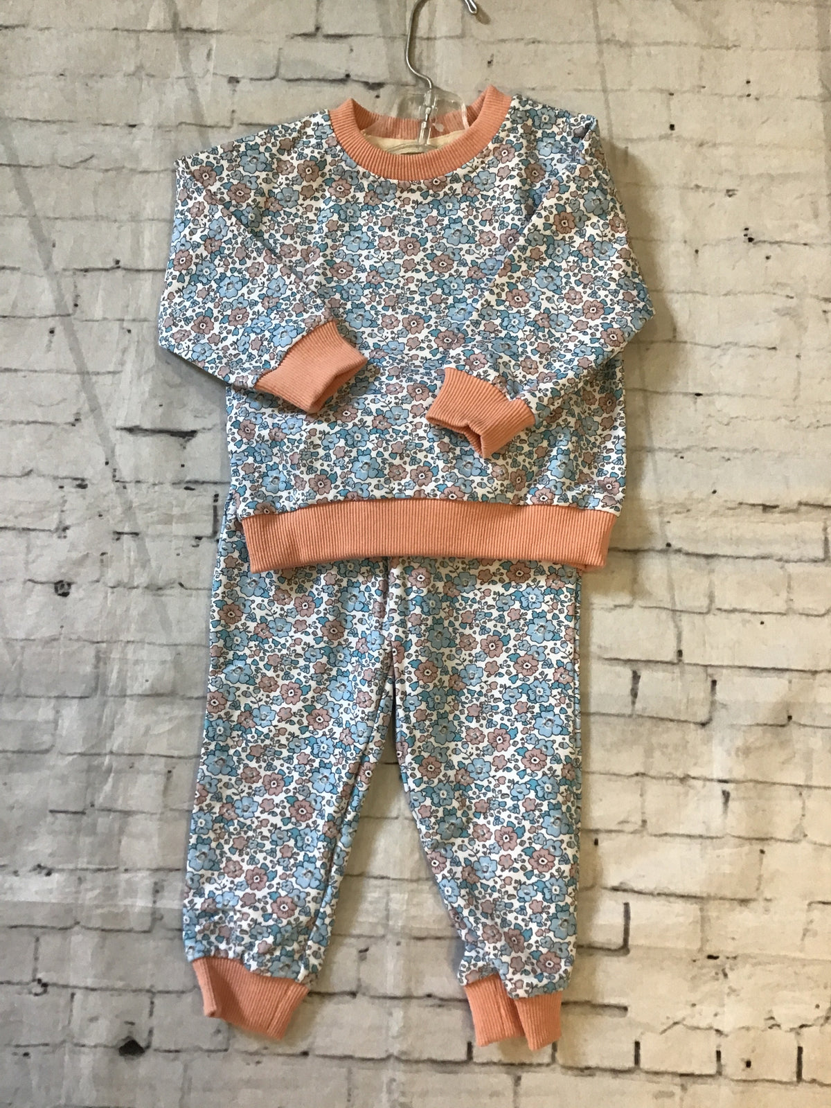 pink/blue floral jogger