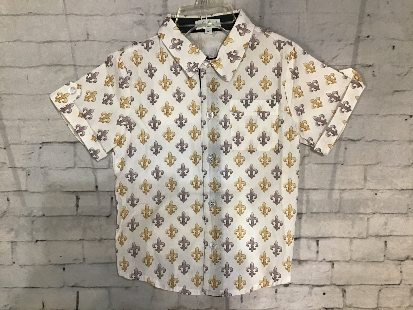 Nola tawk button up