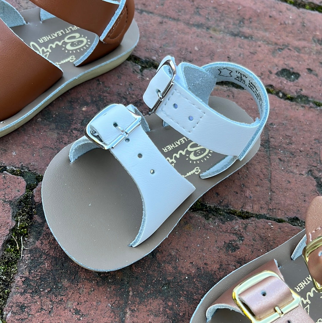 hook and loop(velcro) Sandals