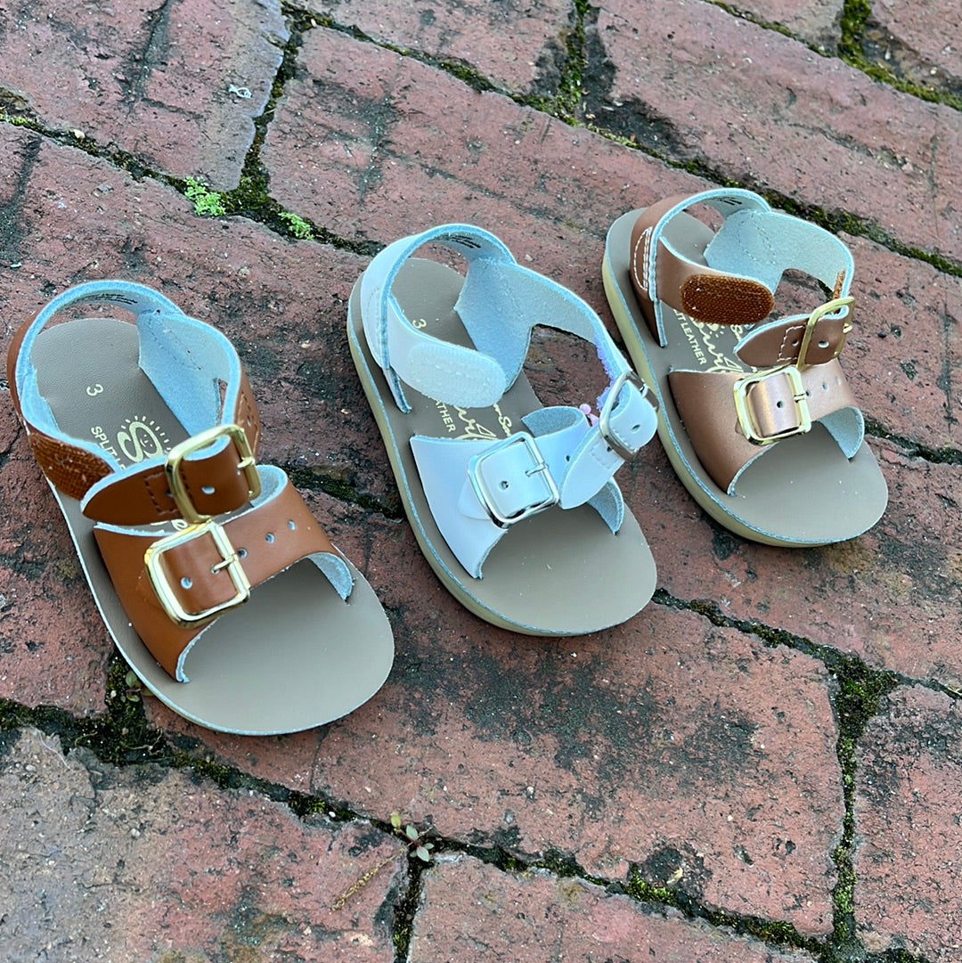 hook and loop(velcro) Sandals