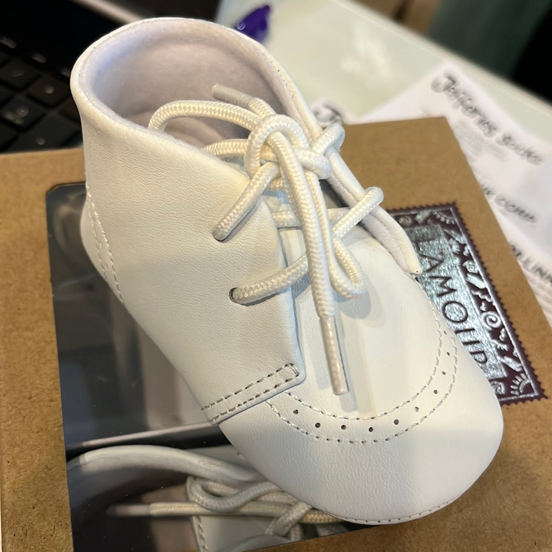 Benny lace up baby bootie