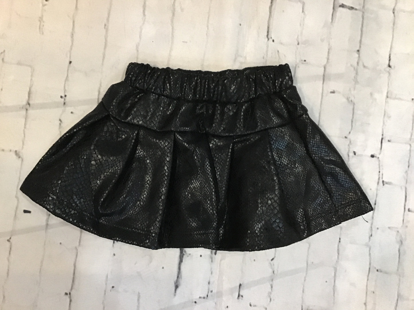 black snakeskin skirt