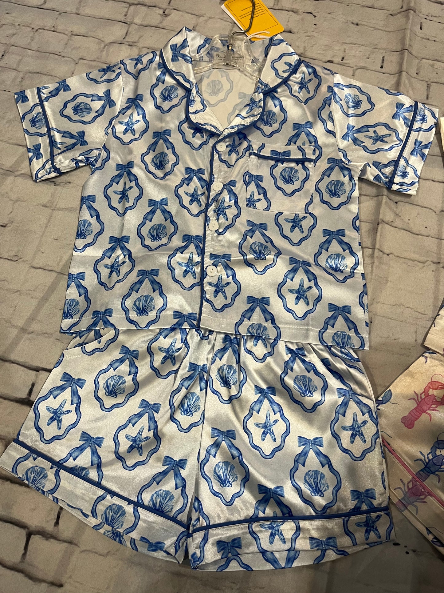 silky pjs